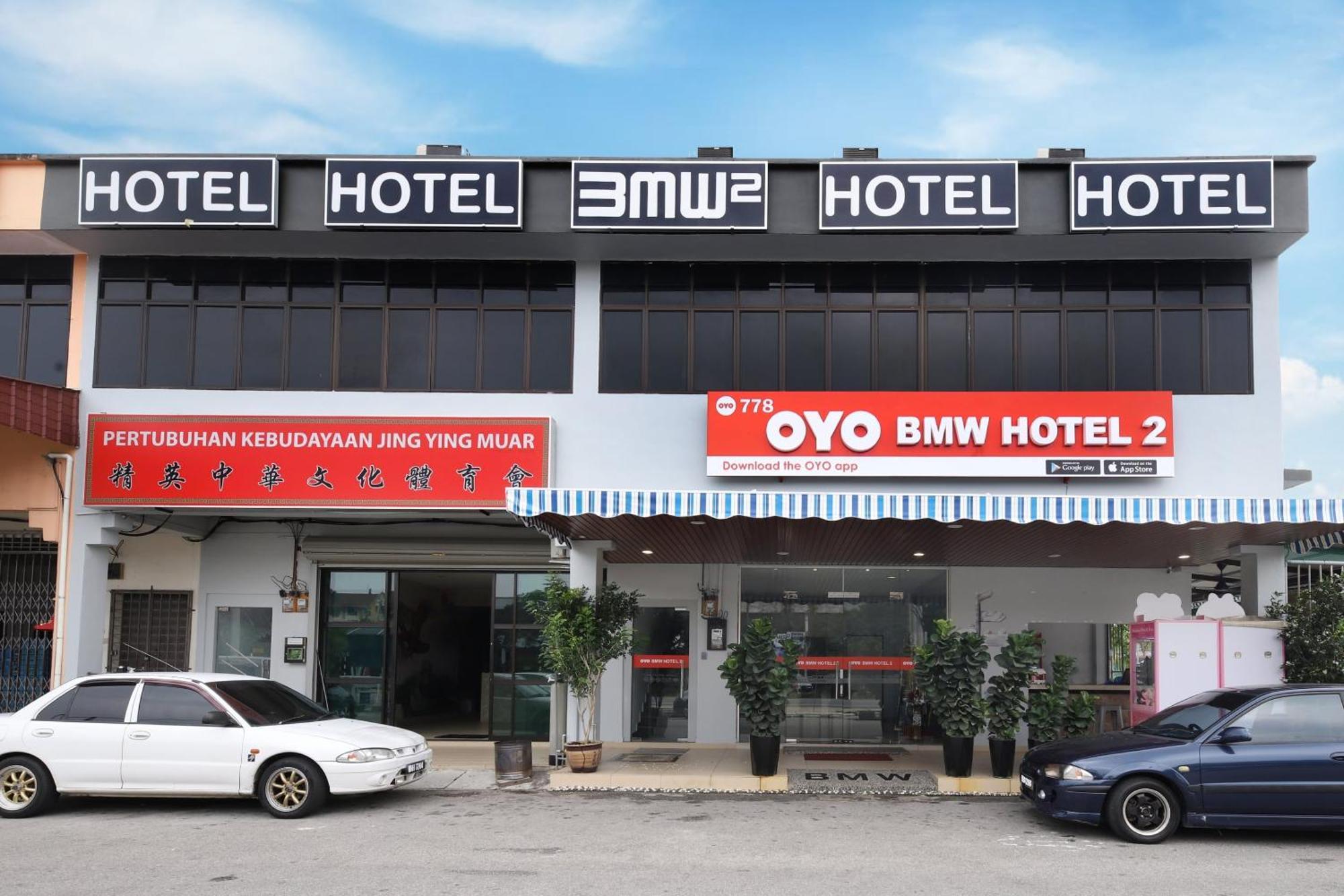 OYO 778 Bmw 2 Hotel Muar Buitenkant foto